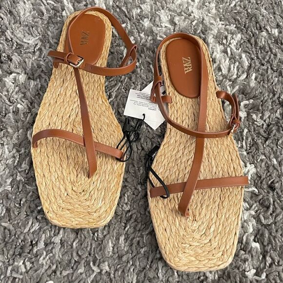 NWT Zara Leather Strap Flat Sandals - Picture 1 of 11